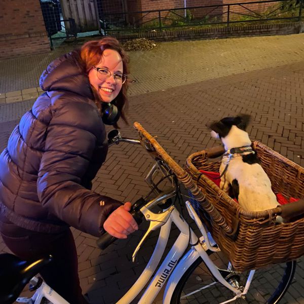 Huisdierenoppas Djamilia uit Barneveld