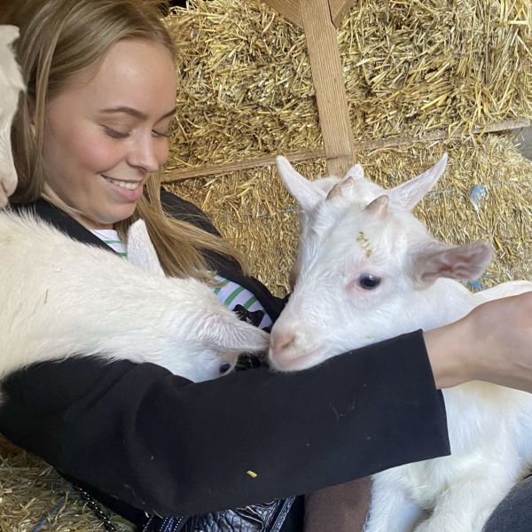 Huisdierenoppas Esra uit Rijnsburg