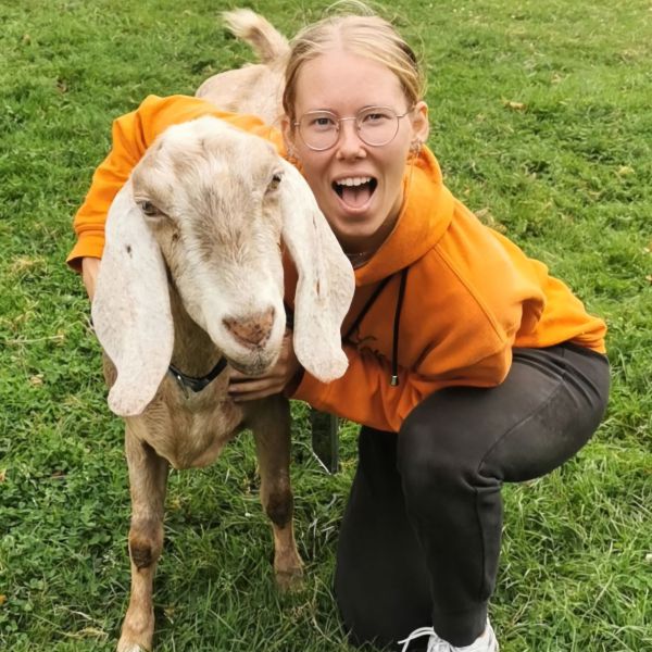 Huisdierenoppas Nina uit Ede